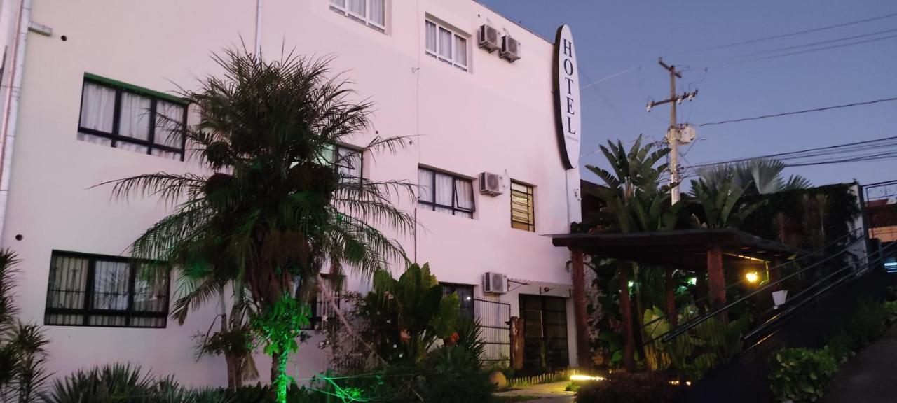 Vespasiano Hotel Telêmaco Borba Exteriér fotografie
